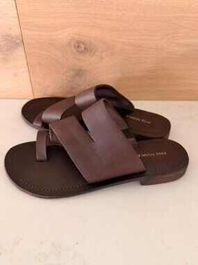 Free People Abilene Brown Leather Toe Loop Sandals Women’s Size 8